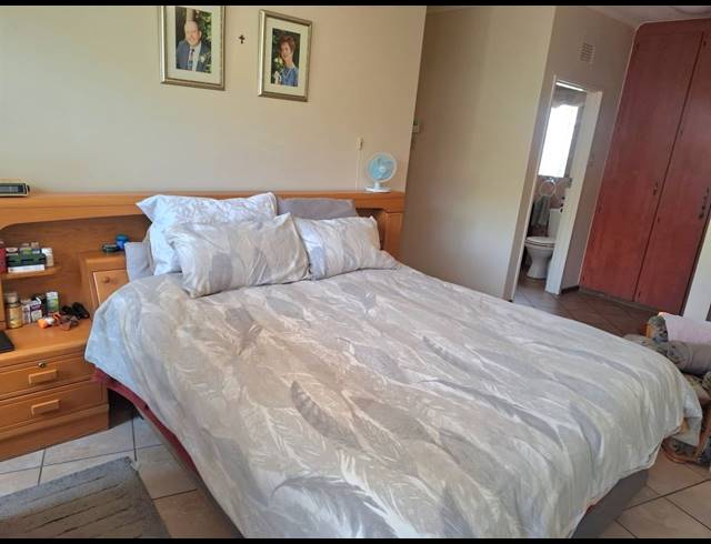 3 BEDROOM HOUSE FOR SALE IN HELIKON PARK